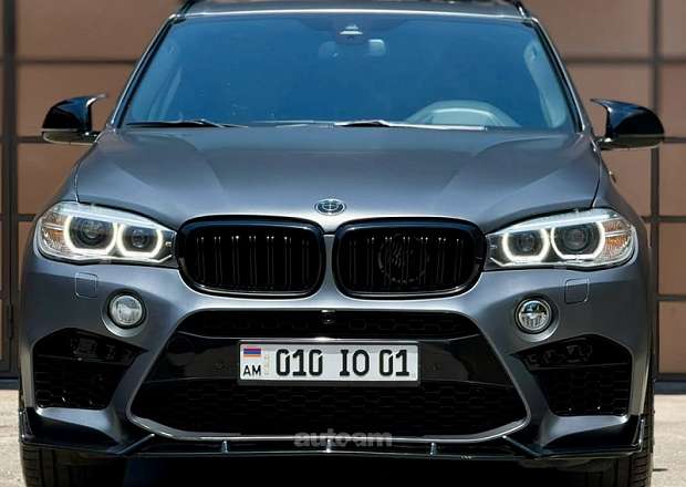 BMW X5 2018 — фото 1