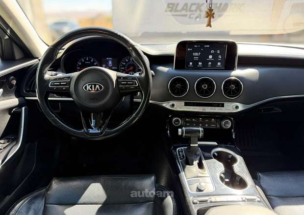 Kia Stinger 2018 — photo 7