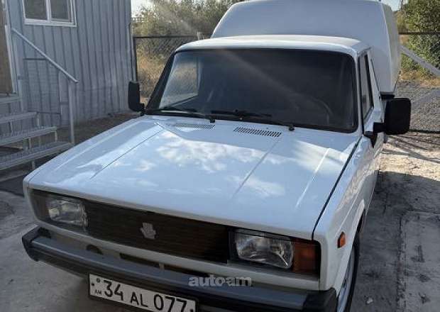 VAZ (Lada) 2105 2002 — photo 1