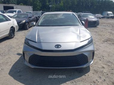 Toyota Camry  2025 