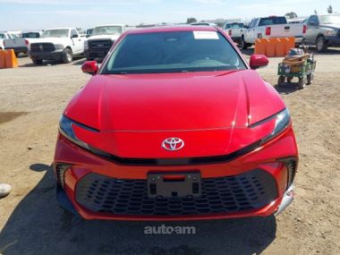 Toyota Camry  2025 