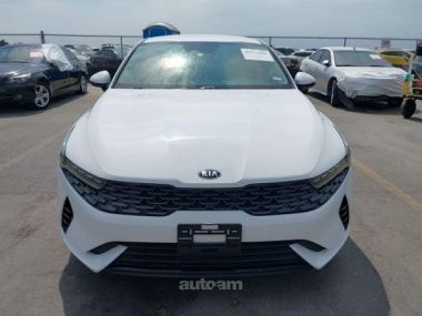 Kia K5  2021 