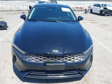 Kia K5  2021 