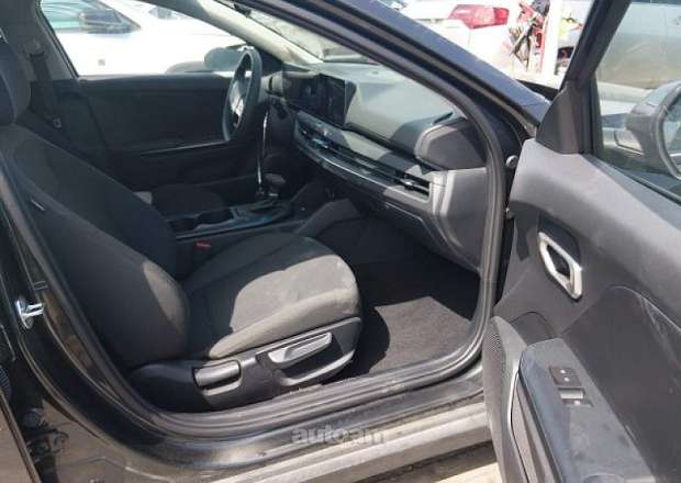 Kia K4