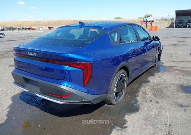 Kia K4
