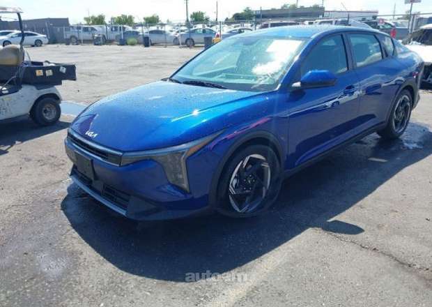 Kia K4