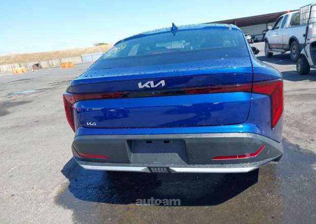 Kia K4