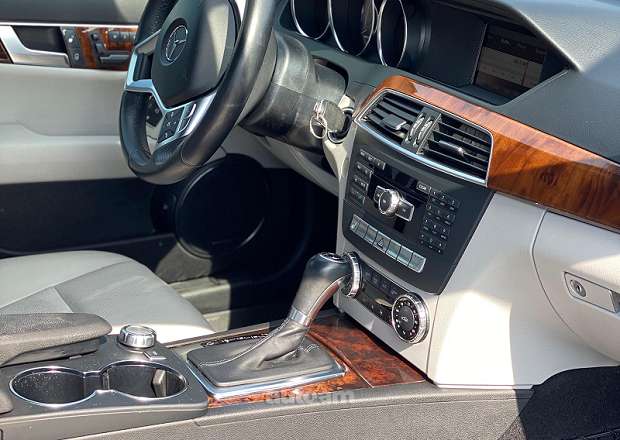 Mercedes-Benz C 300 2012 — լուսանկար 6
