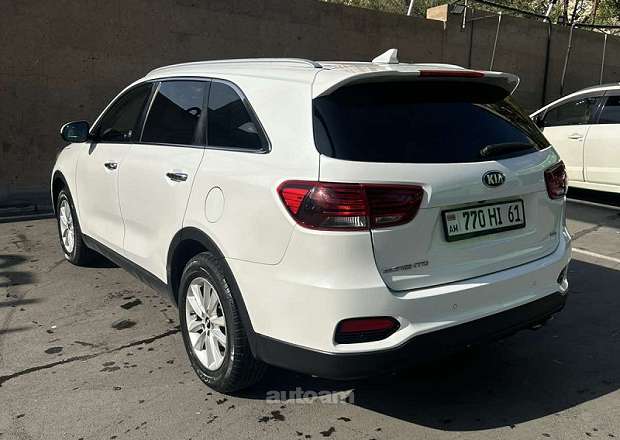 Kia Sorento 2019 — фото 6