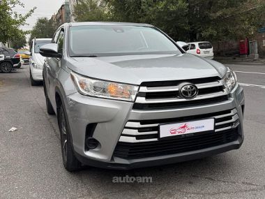 Toyota Highlander  2019 