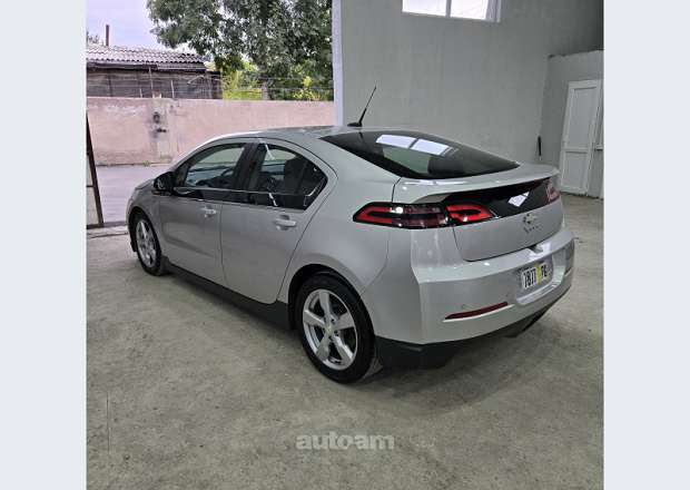 Chevrolet Volt 2013 — լուսանկար 9