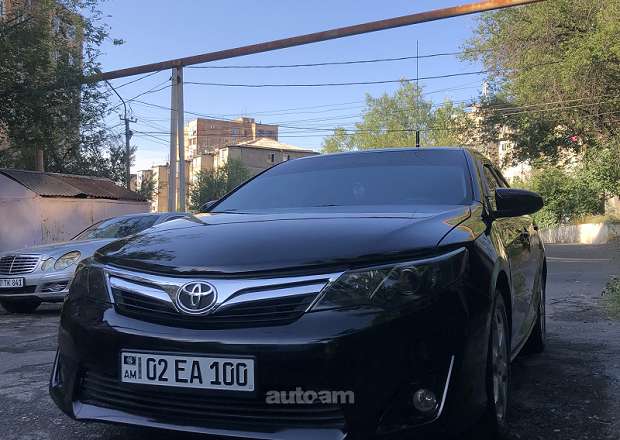 Toyota Camry 2012 — լուսանկար 5