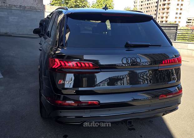 Audi Q7 2021 — լուսանկար 4