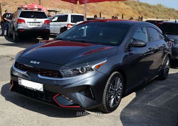 Kia Forte 2022 — լուսանկար 2