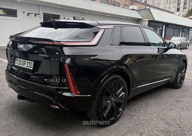 Cadillac Lyriq 2024 — photo 3