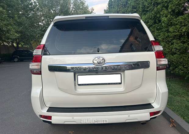 Toyota Land Cruiser Prado 2015 — լուսանկար 13