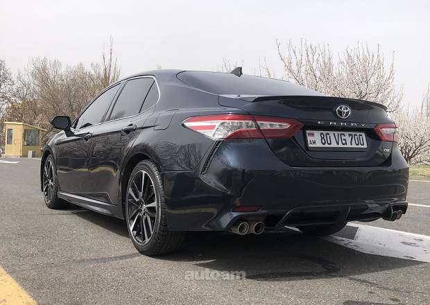 Toyota Camry 2019 — photo 8