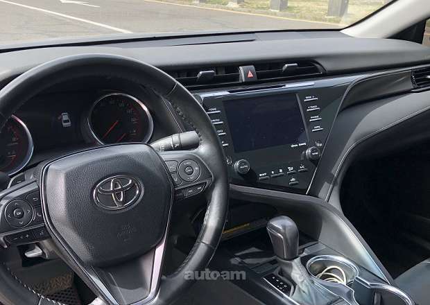 Toyota Camry 2019 — photo 6