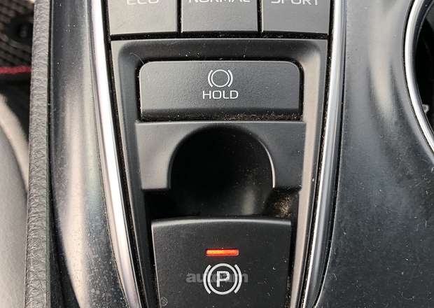 Toyota Camry 2019 — photo 4