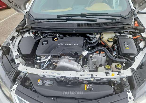Chevrolet Volt 2016 — լուսանկար 11