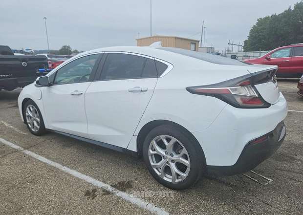 Chevrolet Volt 2016 — լուսանկար 2