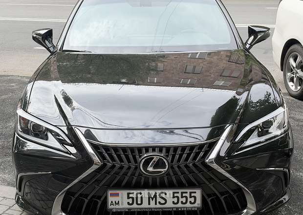 Lexus ES 250 2022 — photo 1