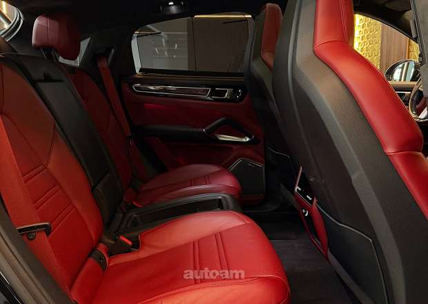Porsche Cayenne 2023 — լուսանկար 13