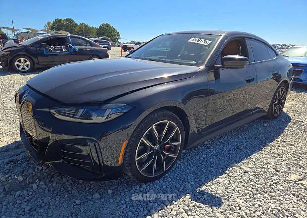 BMW i4 2025 — фото 1