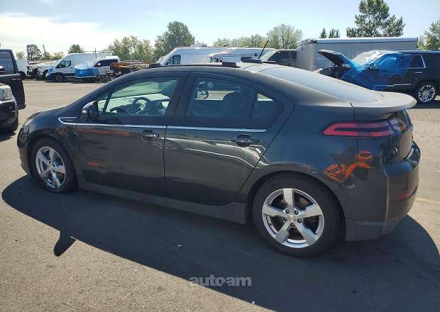 Chevrolet Volt 2015 — լուսանկար 2