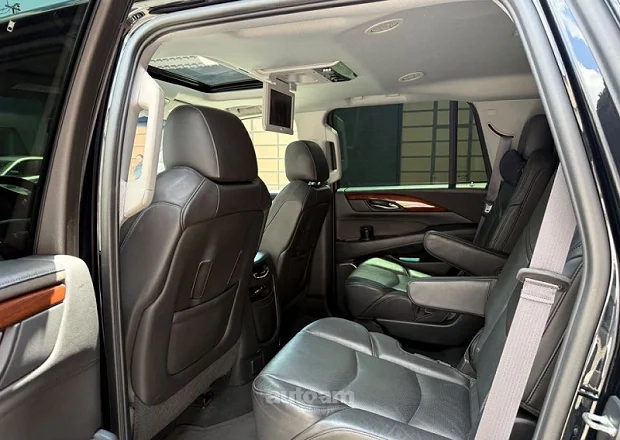 Cadillac Escalade 2015 — լուսանկար 6