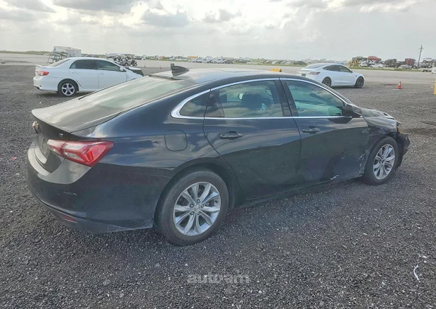 Chevrolet Malibu 2022 — լուսանկար 3