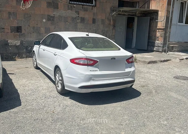 Ford Fusion 2016 — լուսանկար 1