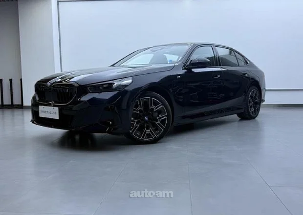 BMW i5 2025 — լուսանկար 1