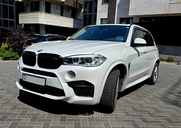 BMW X5 2016 — լուսանկար 1
