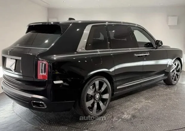 Rolls Royce Cullinan 2019 — լուսանկար 3