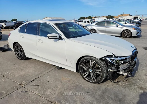 BMW 330 2022 — լուսանկար 6