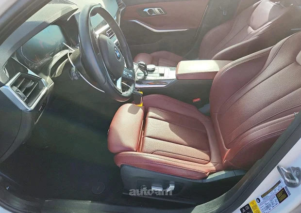BMW 330 2022 — լուսանկար 8