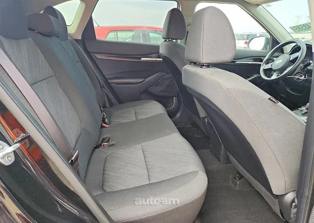 Kia Seltos 2021 — լուսանկար 10