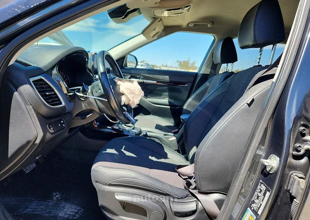 Kia Seltos 2023 — լուսանկար 8