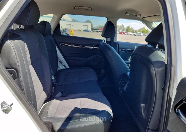 Kia Seltos 2023 — լուսանկար 10