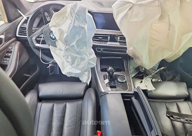BMW X5 2020 — լուսանկար 9