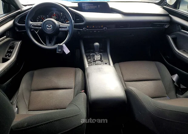Mazda 3 2021 — լուսանկար 9