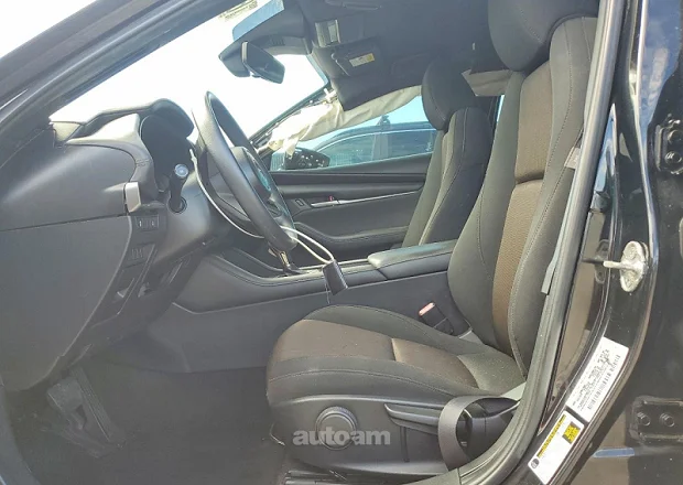 Mazda 3 2021 — լուսանկար 8