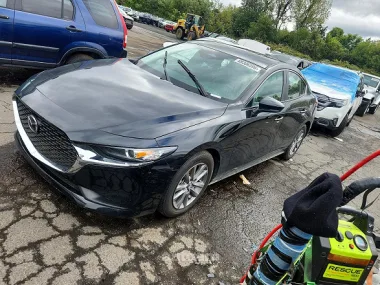 Mazda 3, 2025