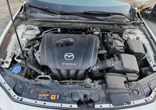Mazda 3 2020 — լուսանկար 11