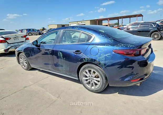 Mazda 3 2021 — լուսանկար 4
