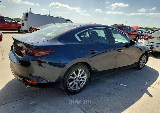 Mazda 3 2021 — լուսանկար 5