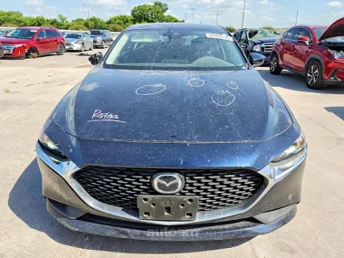 Mazda 3, 2021