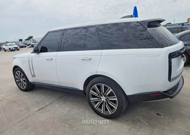 Land Rover Range Rover 2023 — լուսանկար 12