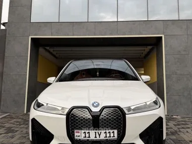 BMW iX, 2024